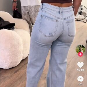 Viral BBL jeans